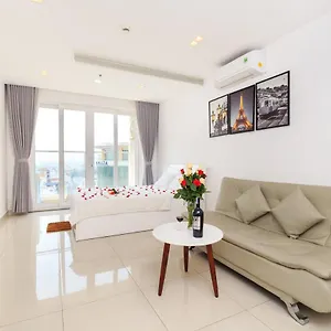 https://sky-center-near-airport.hotelsvungtau.com